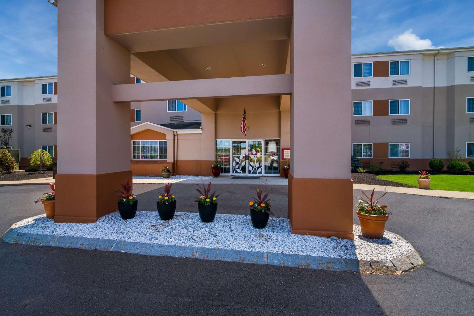 Hotel Garner Hotel Londonderry - Manchester By Ihg